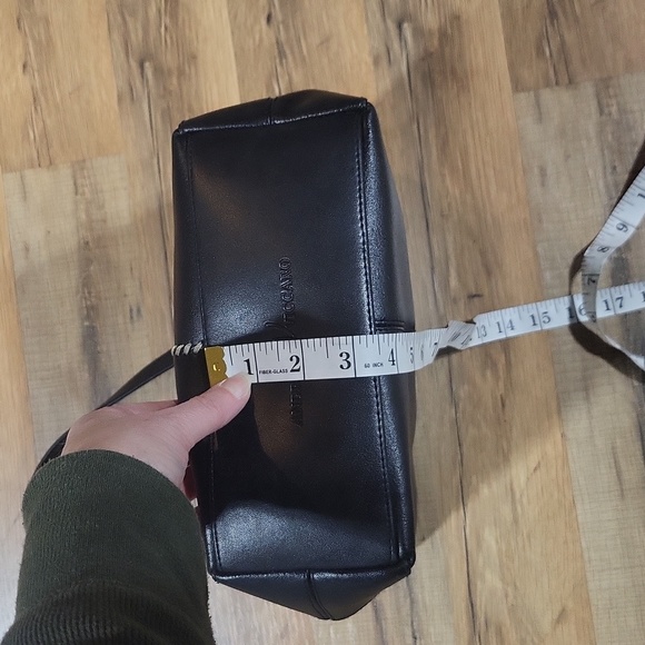 ANDREA VICCARO Black Vegan Leather (?) Thread Detail Top Zip Shoulder Bag - Picture 9 of 12